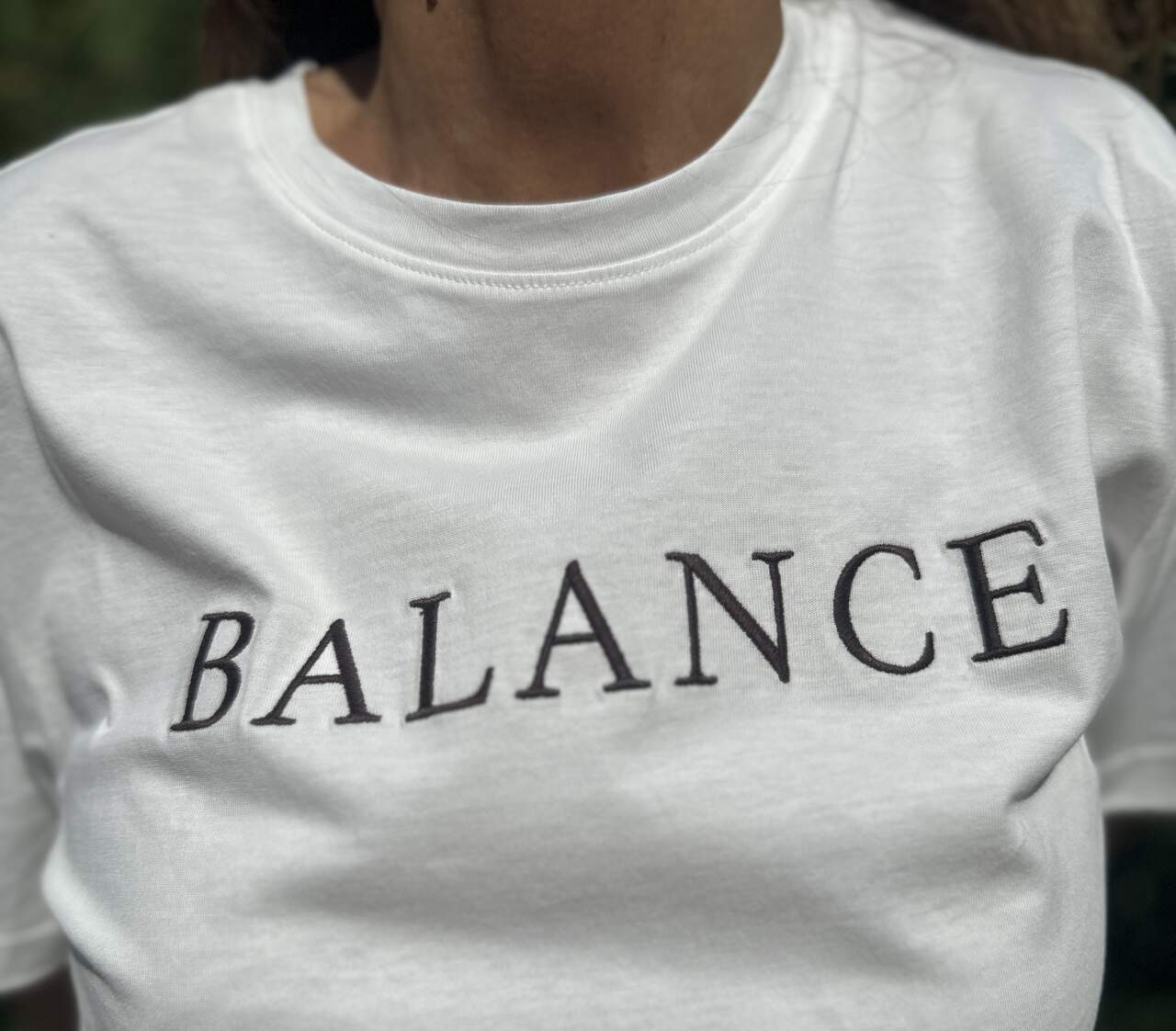 Camiseta algodon blanca manga corta corte regular cuello redondo mensaje Balance neandnu