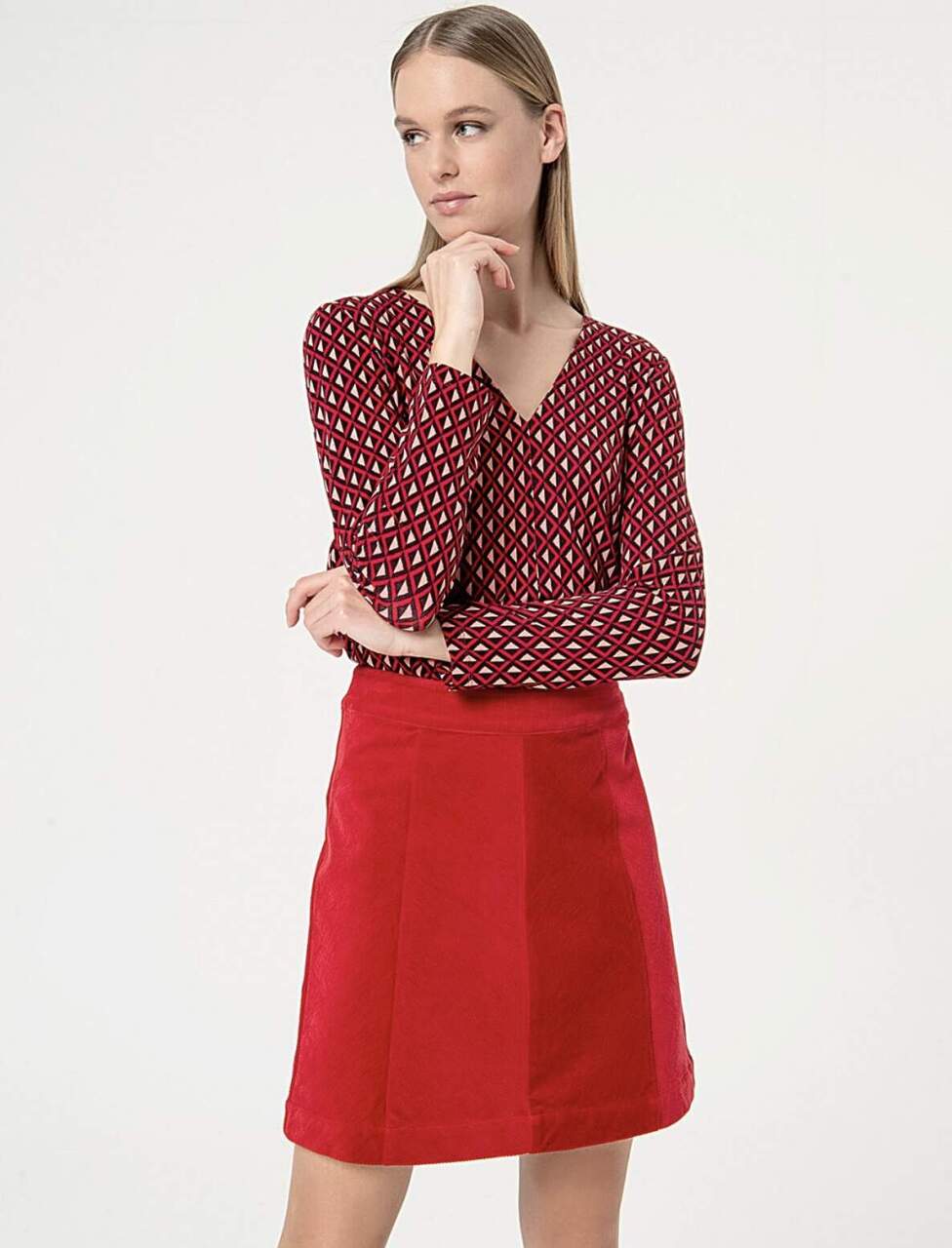 Falda mini pana rojo varias tallas neandnu