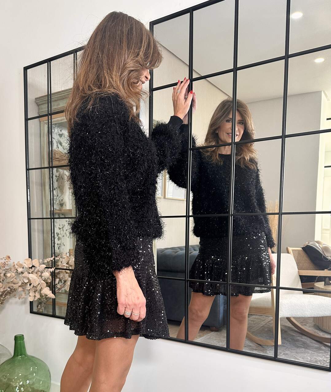 Falda mini Skort (falda + pantalón) en negro cintura elástica pliegues y lentejuelas Neandnu