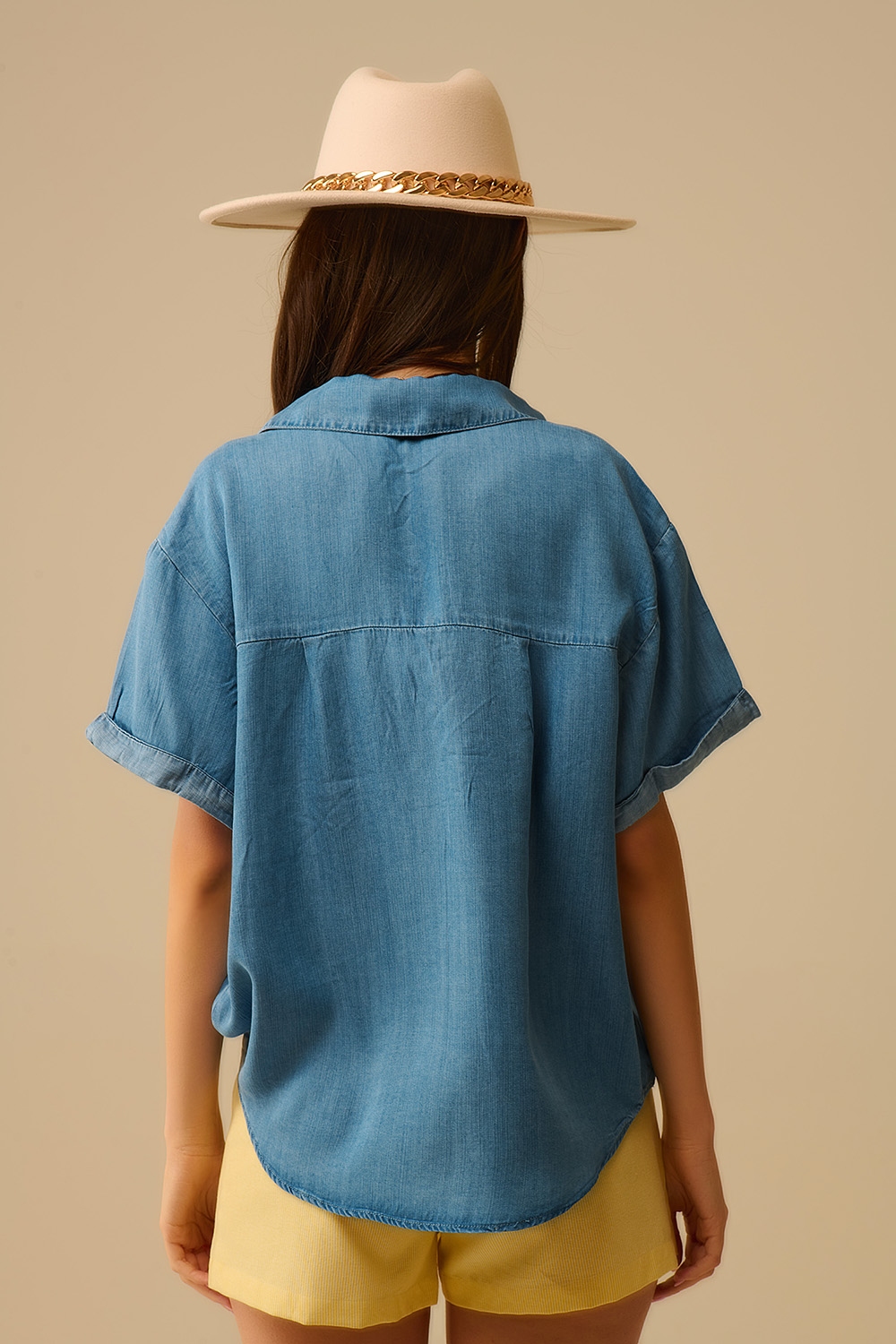 camisa-de-manga-corta-de-tencel-con-bolsillo-en-el-pecho-en-azul-Neandnu