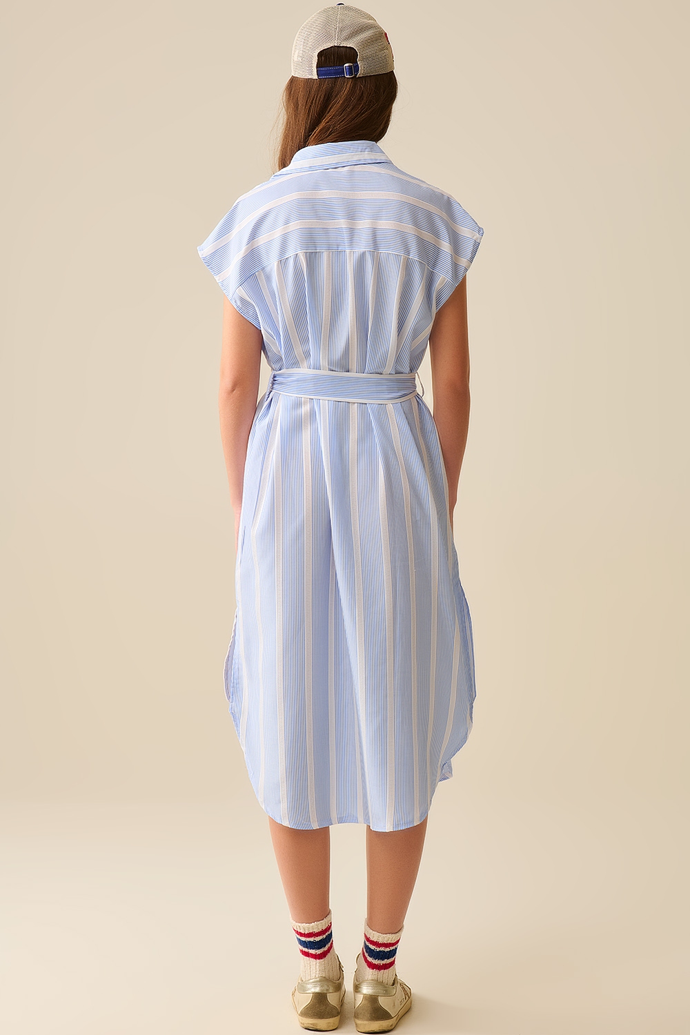 vestido-camisero-sin-mangas-de-rayas-azules-y-blancas- Neandnu